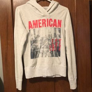 White American Eagle hoodie